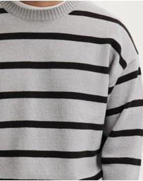 Cotton On - Box Fit Crew Knit