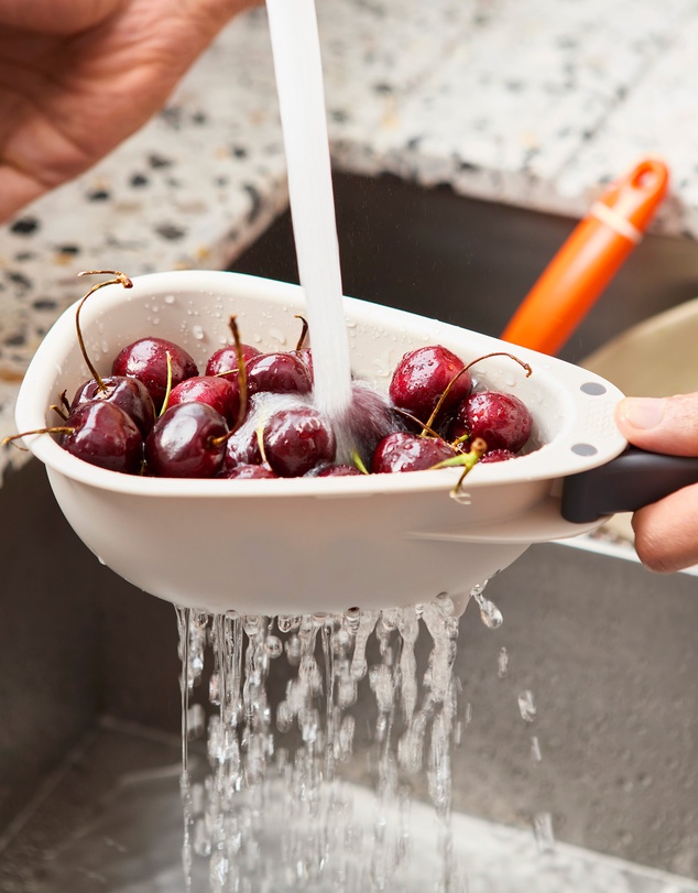 Joseph Joseph - Droplet Mini Compact Colander with Folding Handles