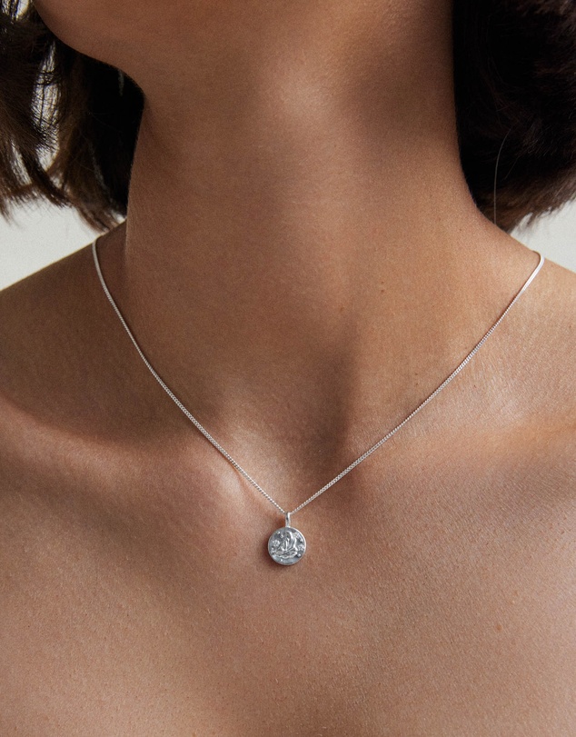 Kirstin Ash - Aquarius Petite Zodiac Necklace
