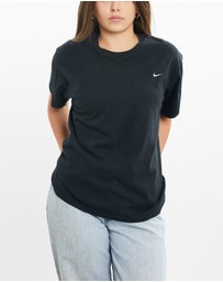 Vintage by The Real Deal - Pre Loved - Vintage Nike Tee