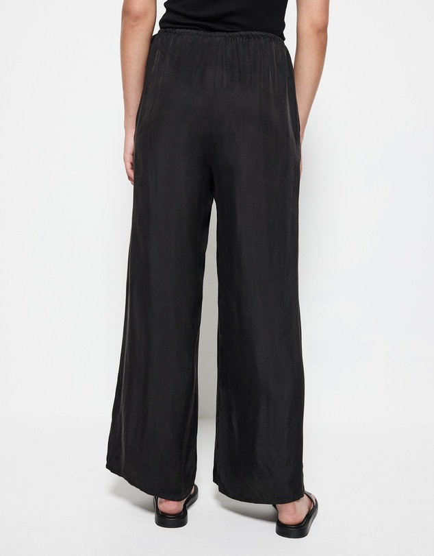 Commonry - Trish Pant