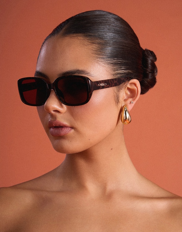 Azzurielle - Zoe Square Frame Sunglasses