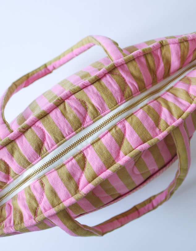 Mosey Me - Lilac Sprout Quilted Bag