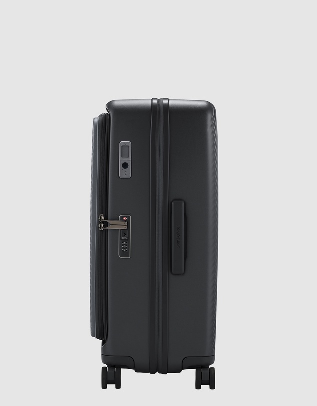 Samsonite - Zipprix Check-In Medium 68cm Suitcase Expandable With Front Pocket and Waypoint™ Smart Tag