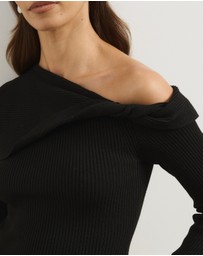 Atmos&Here - Alora Long Sleeve Knit Top With Twist Detail