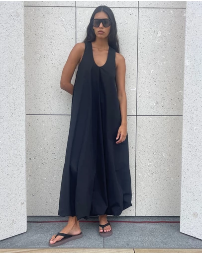 Minima Esenciales - Luna Cotton Bubble Hem Maxi Dress