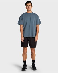 Academy Brand - Hemming Short