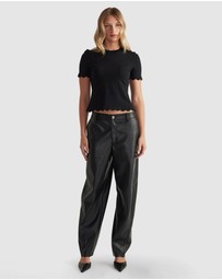 Decjuba - Kai Scallop Edge Tee