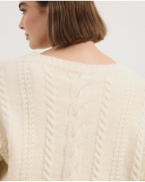 Atmos&Here Curvy - Drew Oversized Textured Cable Knit Jumper