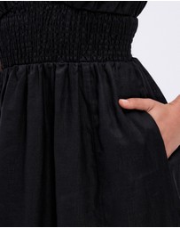 Minima Esenciales - Paloma Shirred Linen Midi Dress