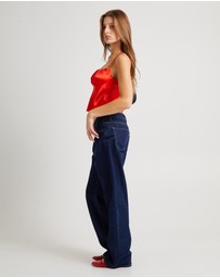 Alice In The Eve - Ivy Ruched Silky Slip Top