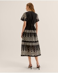 Review - Florida Embroidered Midi Dress