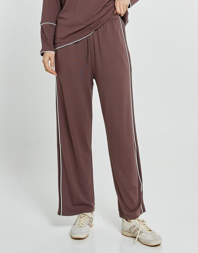 Betty Basics - Evelyn Wide Leg Jogger