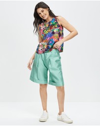 The Social Outfit - Han Tailored Shorts - Opal