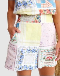 Binny - Spurs Shorts