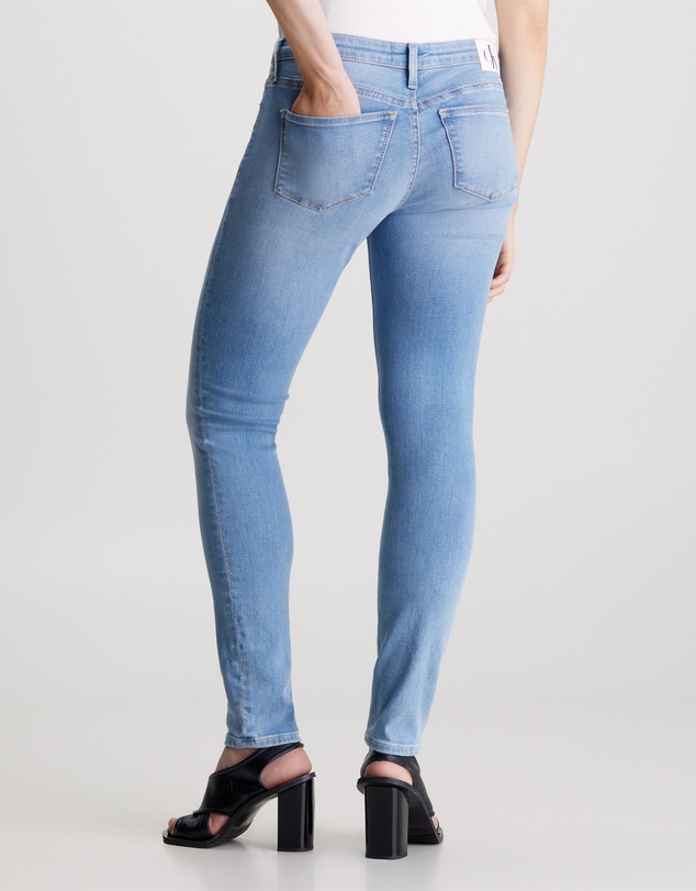 Calvin Klein Jeans - Mid Rise Skinny Jeans