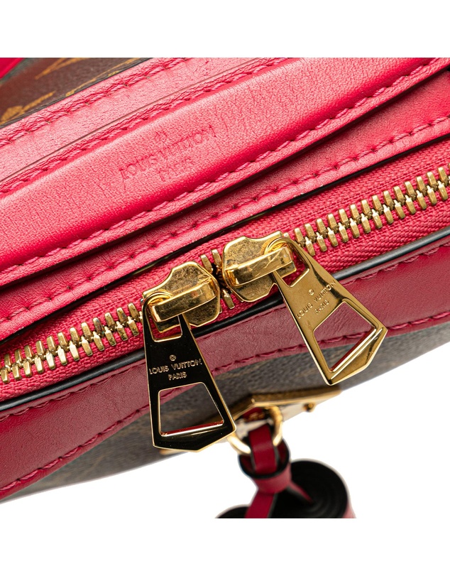Pre-Loved by Azura Reborn - Pre-Loved louis vuitton Pochette Crossbody Monogram Canvas