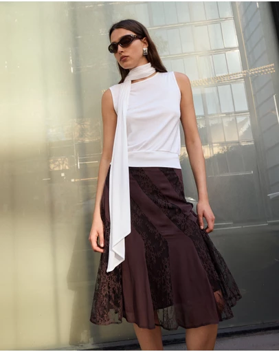 Minima Esenciales - Valadon Lace Panelled Midi Skirt