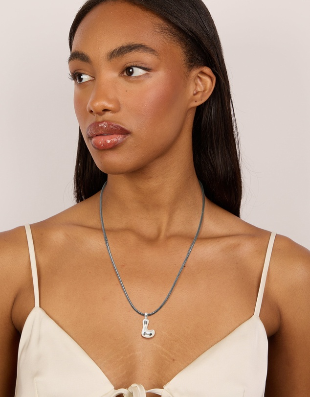Lovisa - Waterproof Stainless Steel Bubble Large Bubble Letter L Cord Necklace