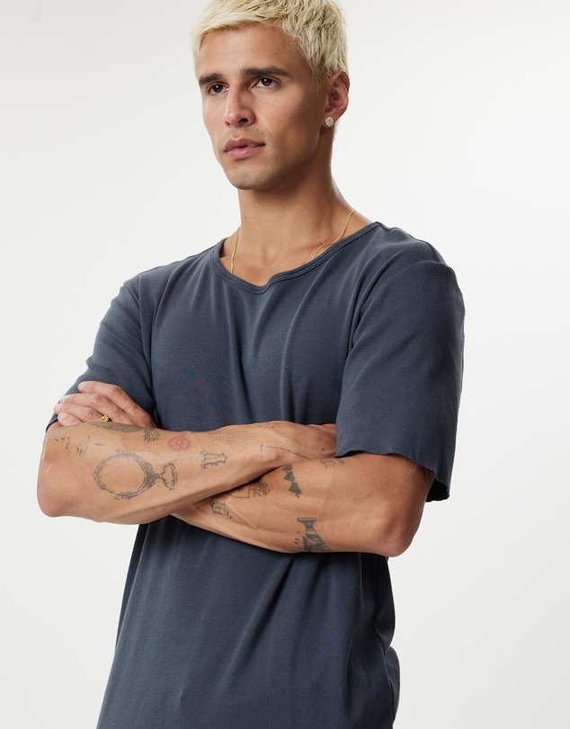 Surrounded By Ghosts - The Onyx Slim Rib Knit T-Shirt