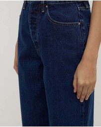 Assembly Label - High Rise Straight Jeans