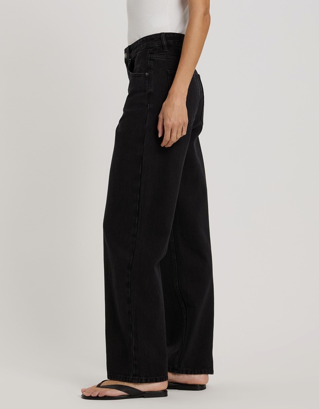 Atmos&Here - Lizzy High Rise Relaxed Jeans