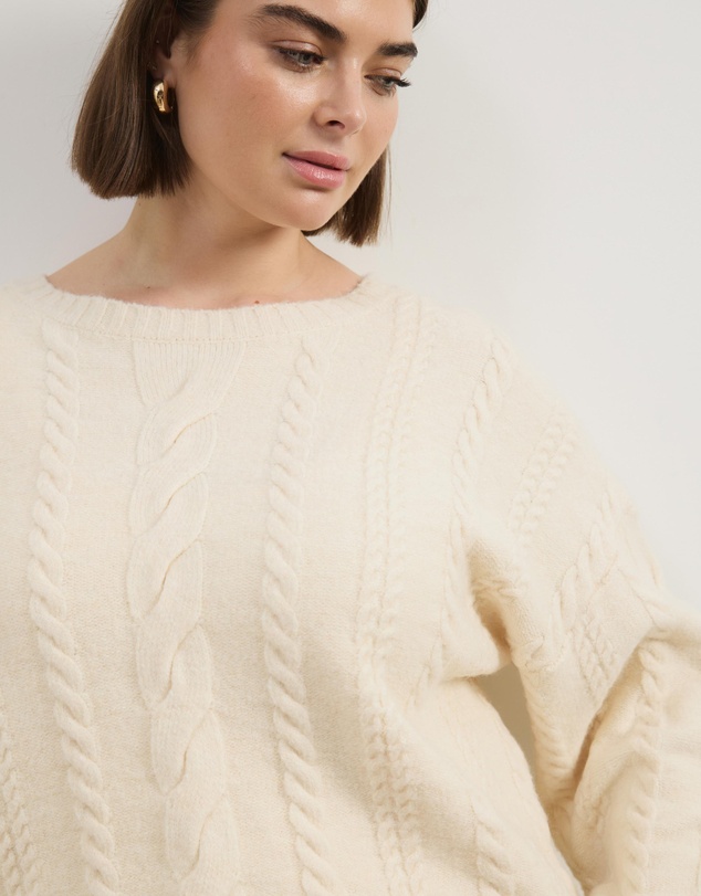 Atmos&Here Curvy - Drew Oversized Textured Cable Knit Jumper