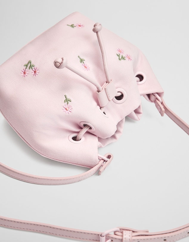 Country Road - Daisy Bucket Bag