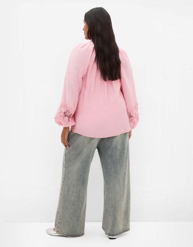City Chic - Plus size Sofia Lace Trim Detail Shirt - rose quartz