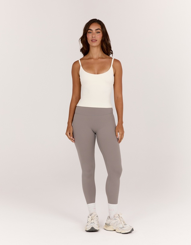 Muscle Republic - Aire Scoop Top