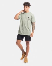 Vacancy Co - Tropical Tee