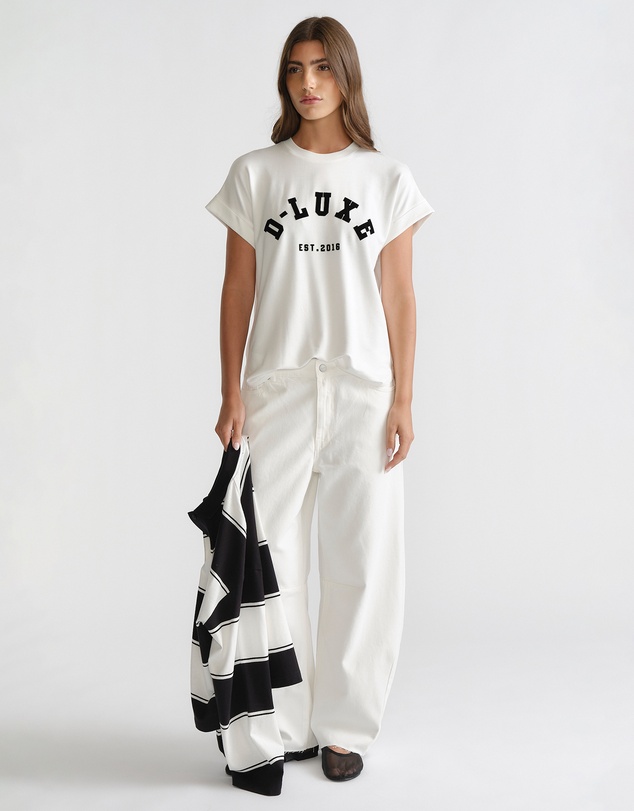 Decjuba - D-Luxe Half Moon Tee