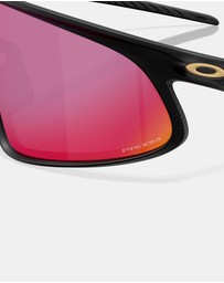 Oakley - RSLV
