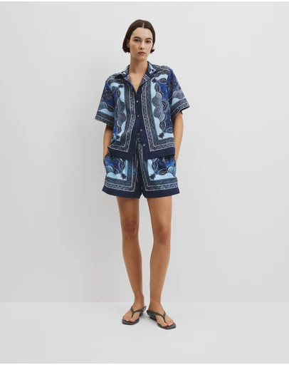 Country Road - Scarf Print Short