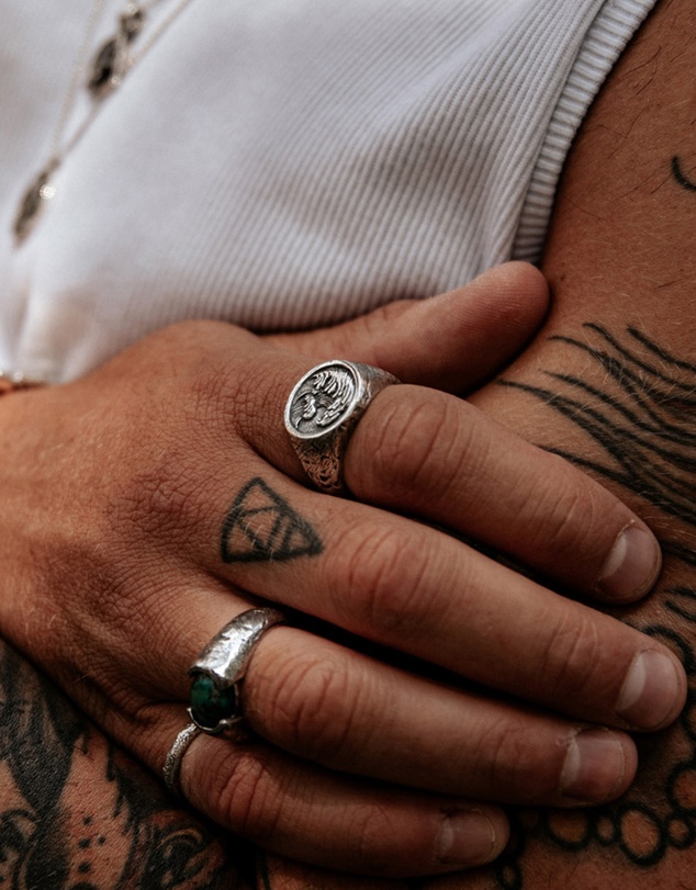 Haze & Glory - ICONIC EXCLUSIVE - Turn The Tide Signet Ring in 925 Silver