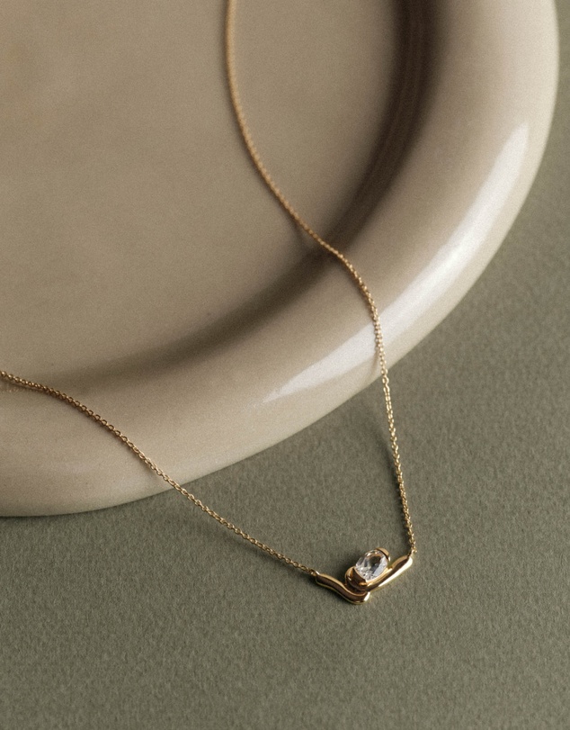 Kirstin Ash - Vessel Necklace