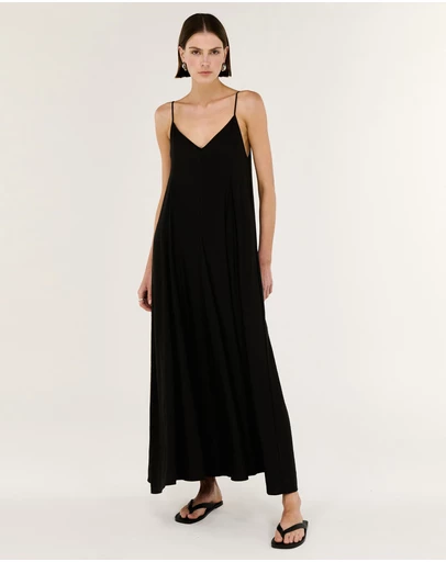 Staple the Label - Seren V Neck Maxi Dress