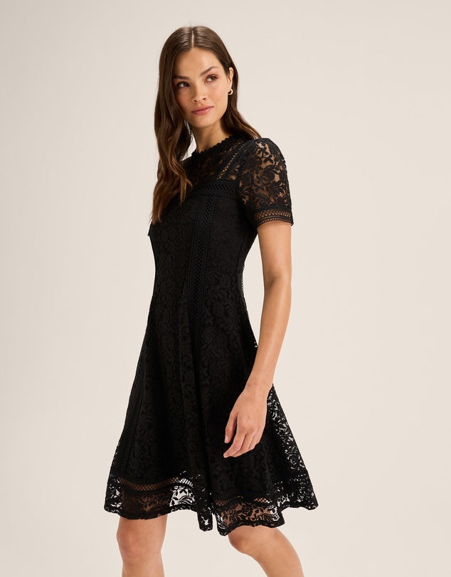 Review - Lacie Dress