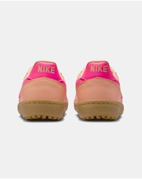 Nike - Field General - Women's