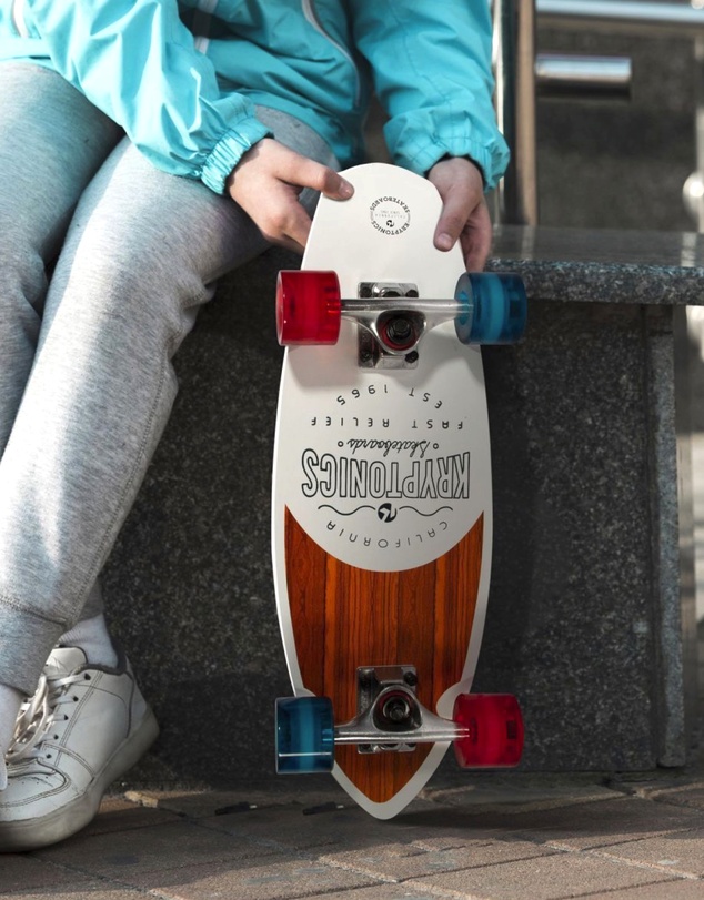 iWorld - Bravo Sports Kryptonics KR23 Min Fat Cruiser Skateboard - Liberty Blue