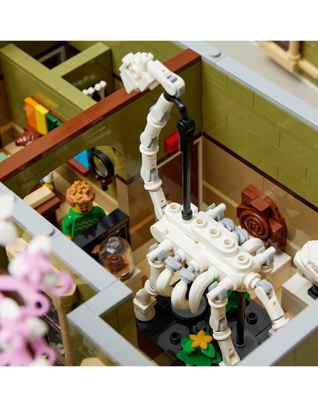 LEGO - 10326 Natural History Museum