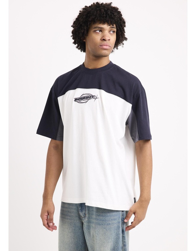 Insight - Saturn Y2K T-Shirt