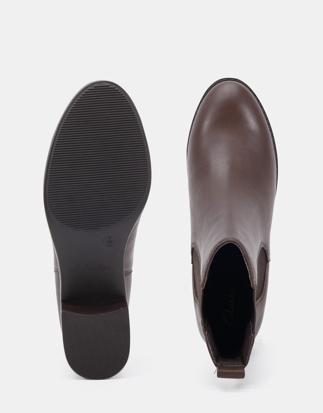 Clarks - Este Dark Brown