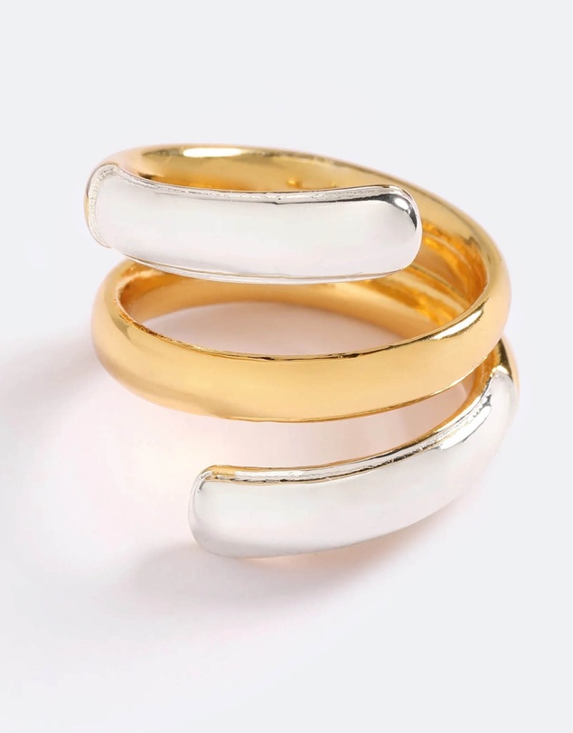 Emma Pills - Double Strobe Ring