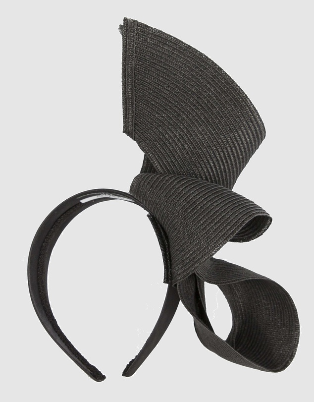 Max Alexander - Tall Black Racing Fascinator