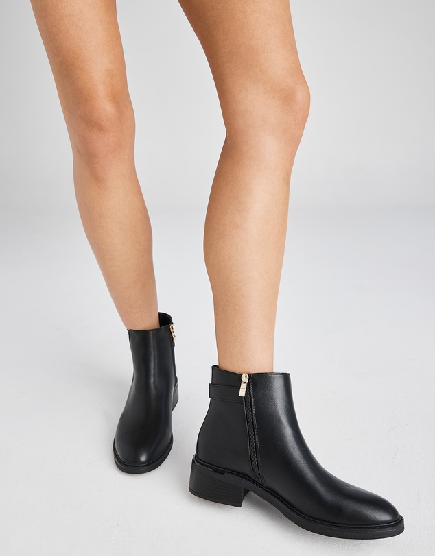Novo - Darcel Ankle Boots