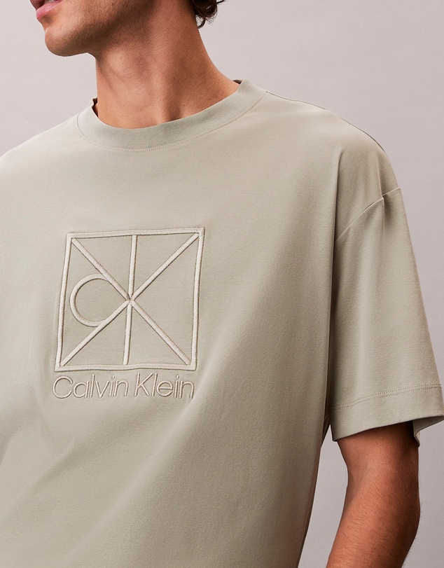 Calvin Klein - Relaxed Premium Interlock Emblem Logo T-Shirt
