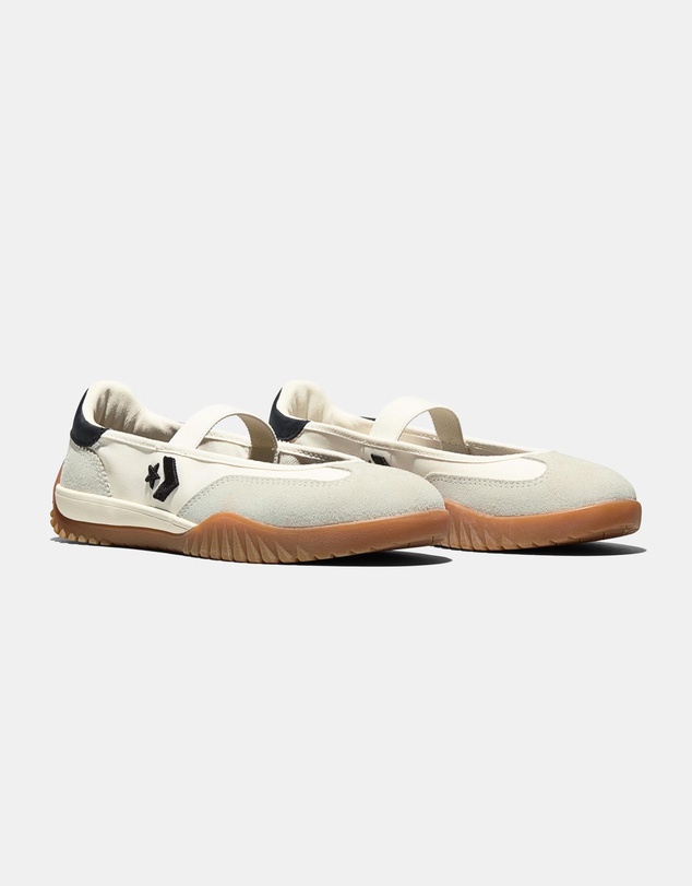 Converse - Run Star Trainer Ballet Flats - Unisex