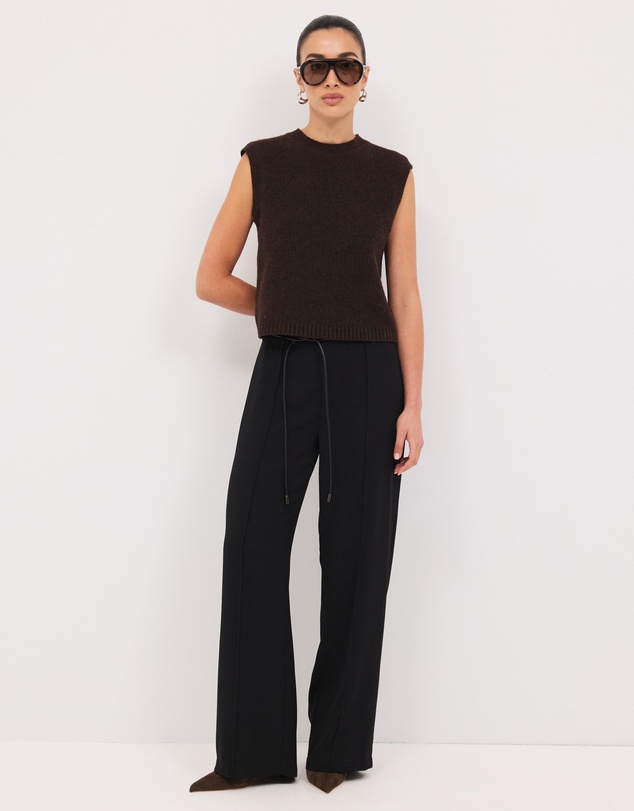 Calli - Bron Round Neck Knit Vest Top