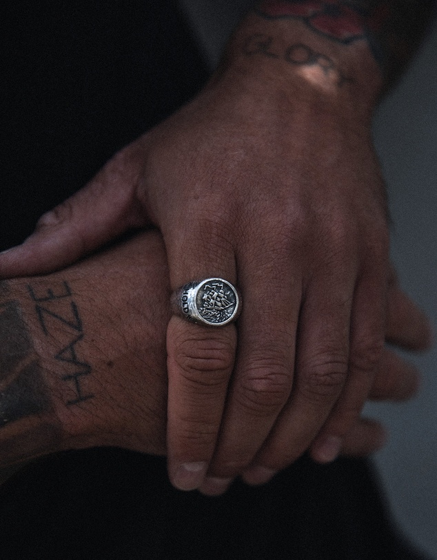Haze & Glory - ICONIC EXCLUSIVE - Hold Fast Signet Ring in Oxidised 925 Silver